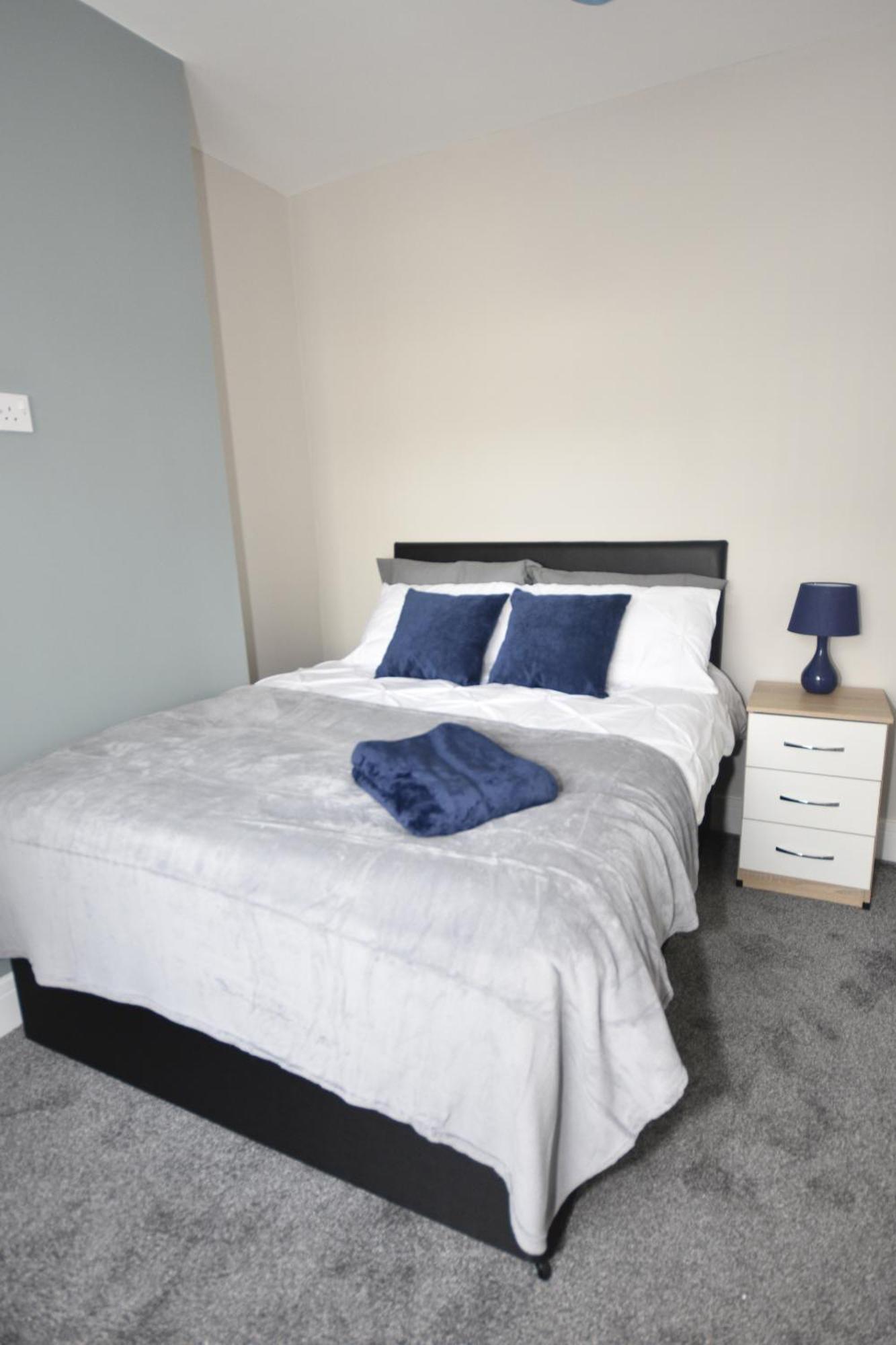 Отель Townhouse @ Penkhull New Road Stoke Экстерьер фото
